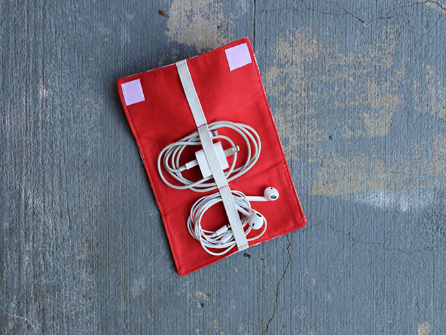 DIY.. Easy Phone Cord Organizer