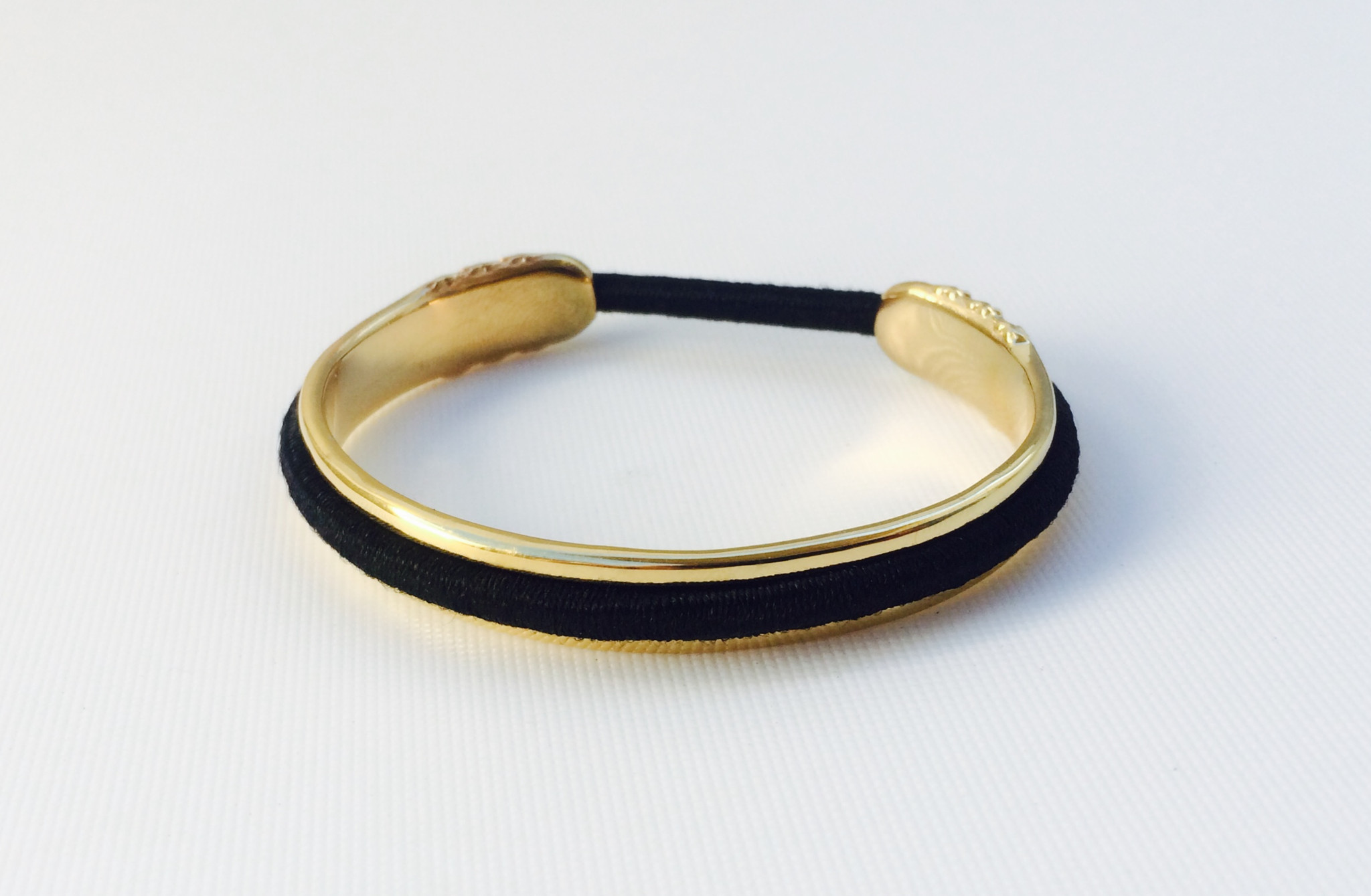 design_2_gold_with_elastic