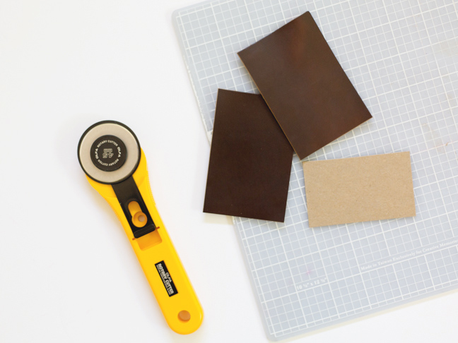 rotary-cutter-leather-chipboard-cutting-mat