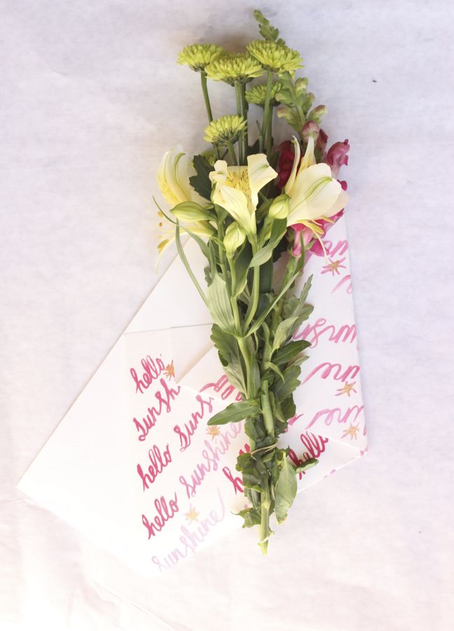 watercolor-diy-flower-wrap-hostess-gift-pink-paper-sunshine-print