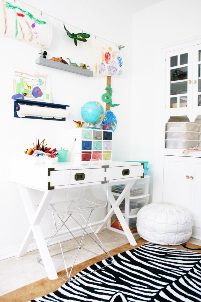 kids-art-room-desk-space