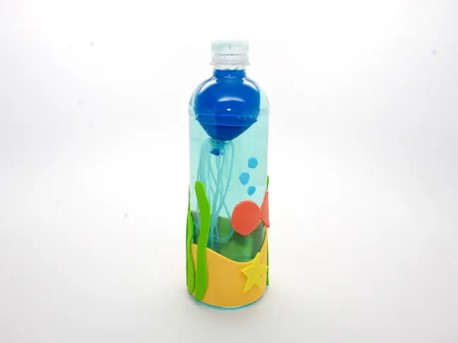 jellyfish in water bottle craft2