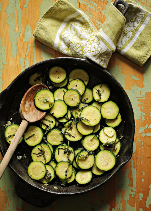 7-minute-sauteed-zucchini-with-garlic-and-basil-700x980