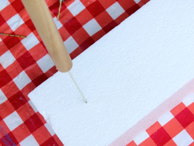 red-white-plaid-wood-dowel-metal-skewer-styrofoam-diy-project