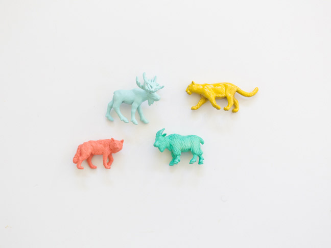 painted-plastic-animals