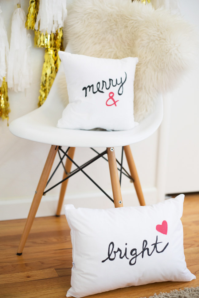 pottery-barn-inspired-painted-holiday-pillows1