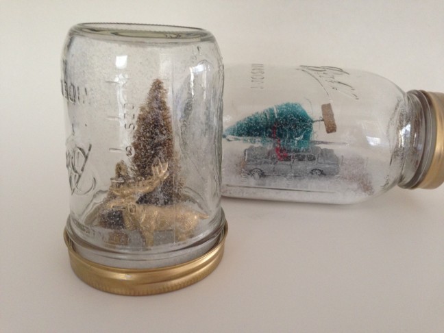 DIY mason jar snow globe from Chandra Fredrick for Momtastic
