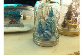 DIY Mason Jar Snow Globe by Chandra Fredrick for Momtastic