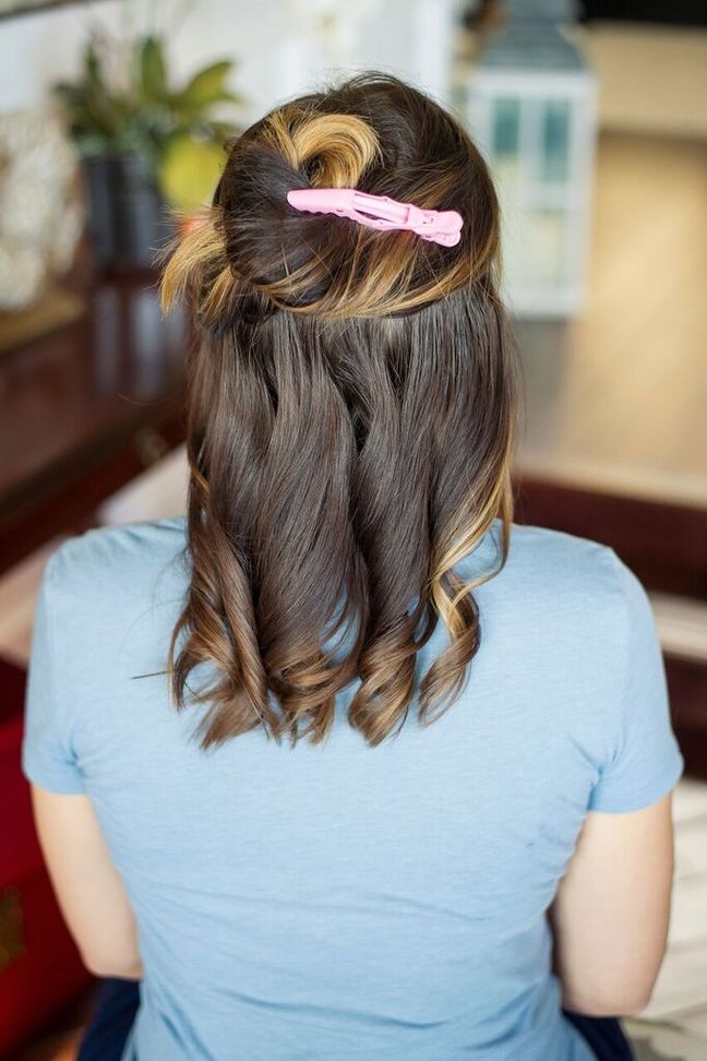 curled hair clip