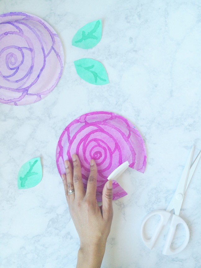 DIY Watercolor Flower Paper Plate Favor Box | Shauna Younge