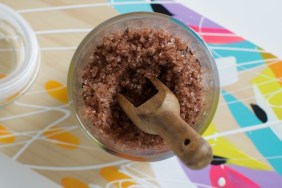 DIY chocolate bath salts - an easter gift