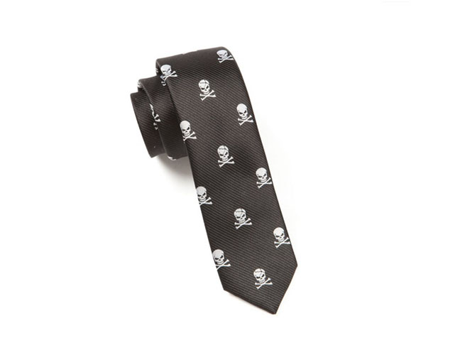 Skull and Crossbones Tie