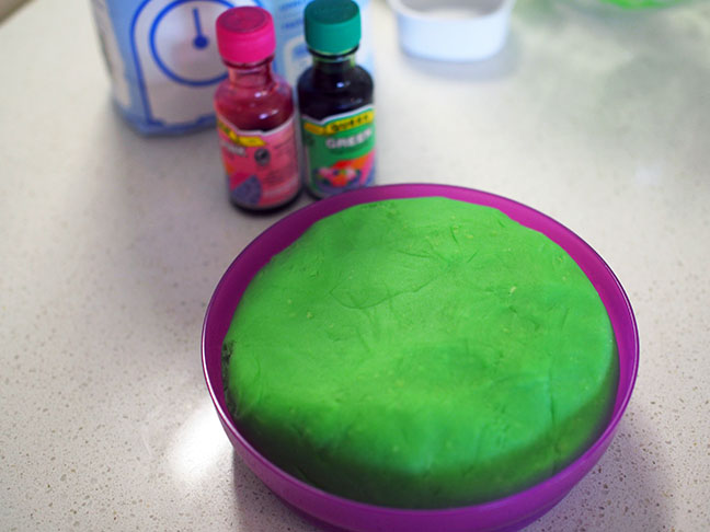 playdough in container