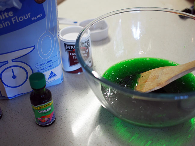 Playdough wet ingredients