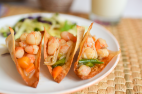 Make these mini Shrimp Won Ton Tacos! This taco recipe is super fast and easy and is a great weeknight meal idea!