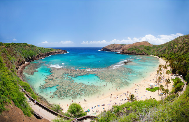 Popular snorkel beach Hanauma bay on island of Oahu, Hawaii, USA.