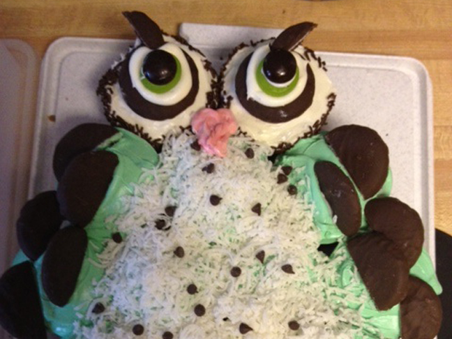 owl cupcake cake