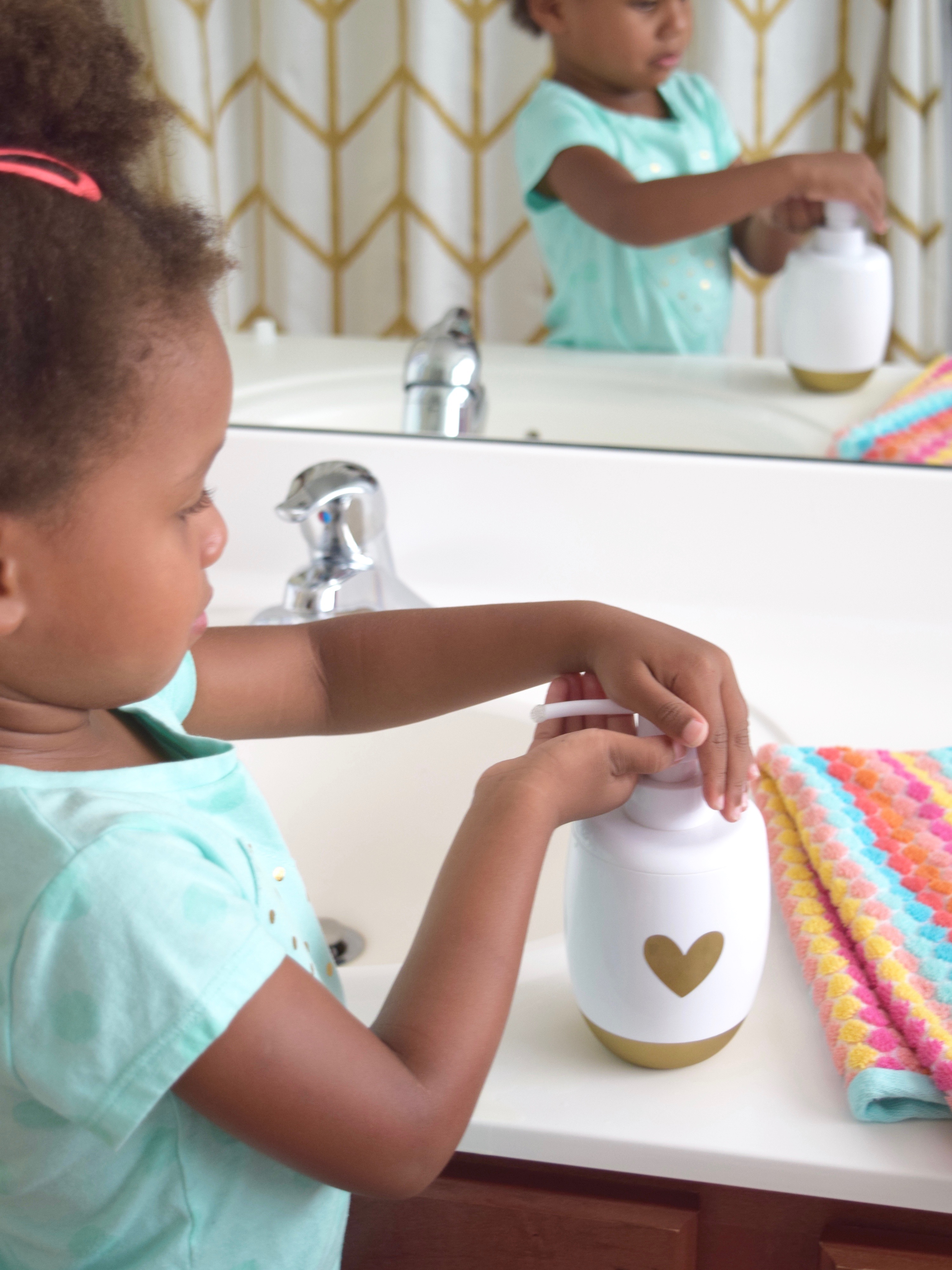 healthy-toddler-tips-wash-hands