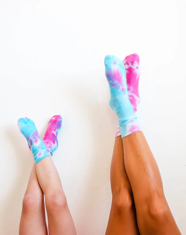 mom and toddler matching tie dye socks