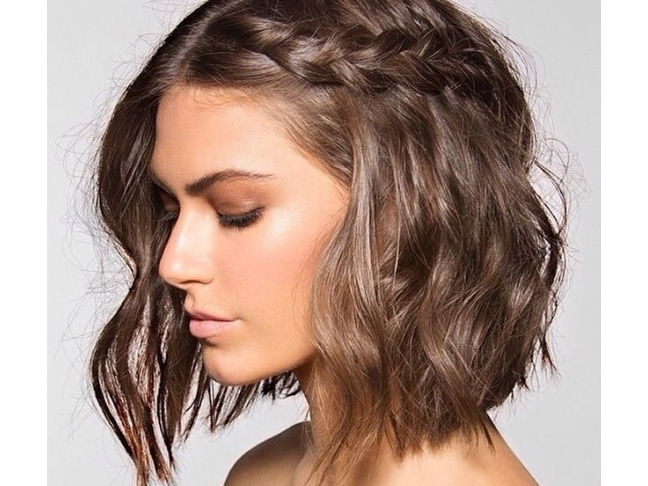 20 Super Stylish (& Easy) Medium-Length Haircuts