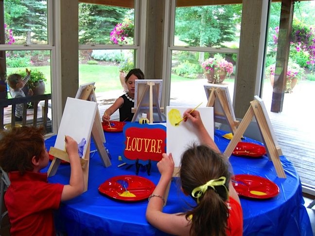 art-table-madeline-party-art-easel-red-yellow-blue