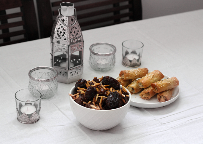 How to host a Moroccan Dinner Party