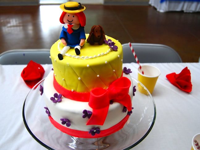 madeline-cake-yellow-red-bow
