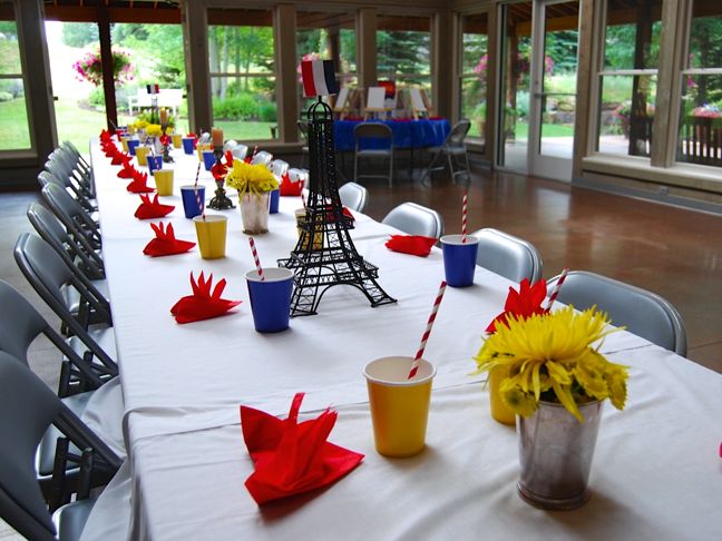 madeline-party-paris-eiffel-tower-red-yellow-blue-straws