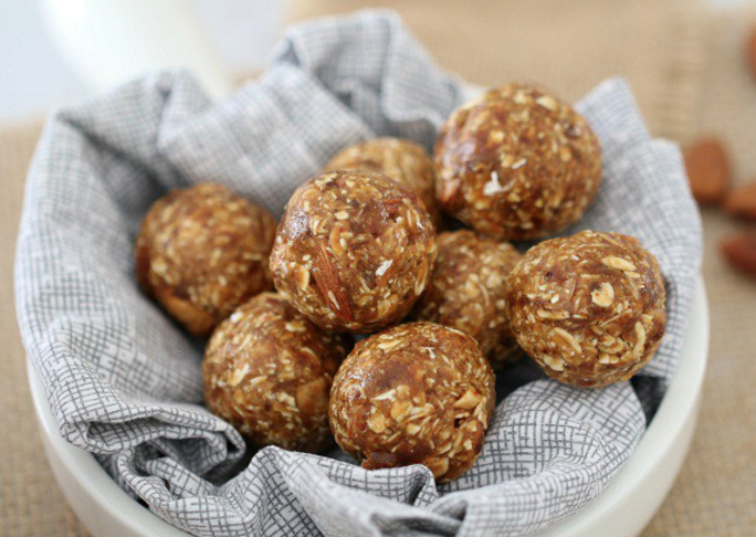 21 bliss balls recipes (including nut-free versions that are safe for school lunch boxes_
