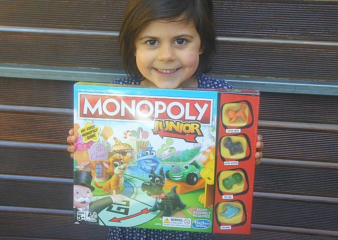 Learning and play with Hasbro Monopoly Junior