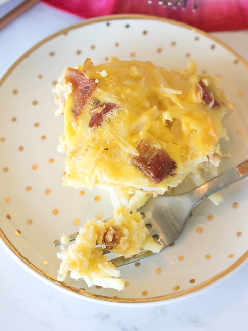Bacon, Egg and Hashbrown Breakfast Casserole