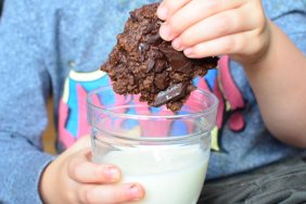 Healthy Chocolate Chickpea Cookies