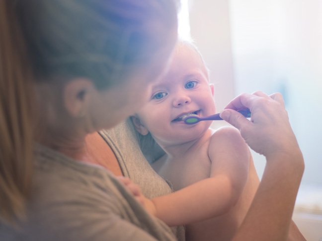 When to start brushing baby's teeth