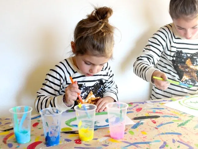 Genius Mom Hack: Easy, Foldup DIY Art Table for Kids