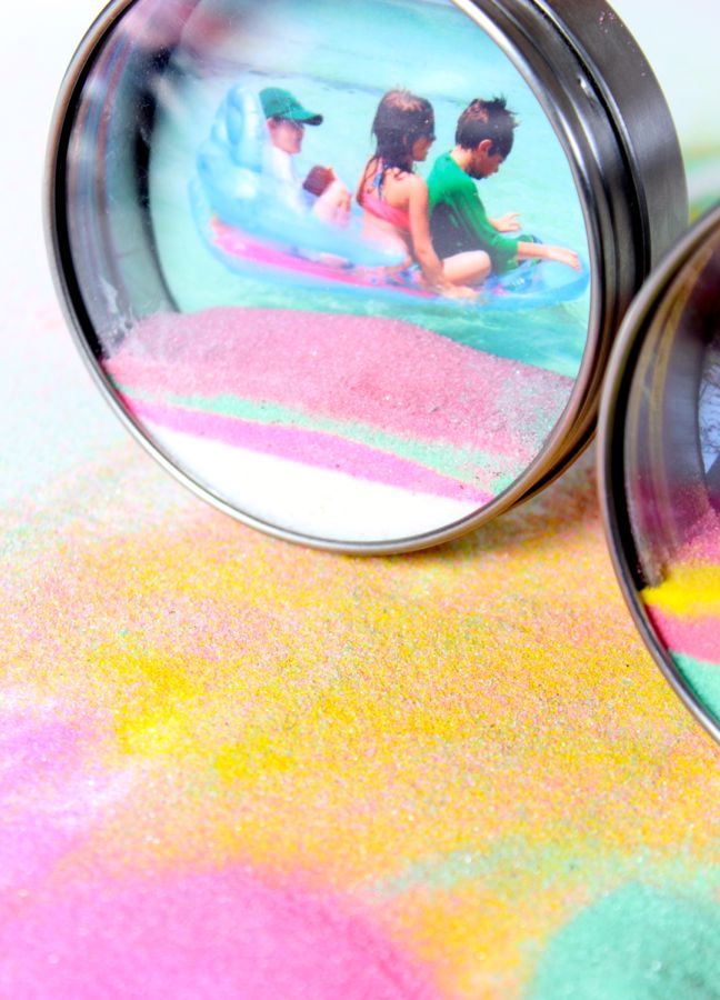 round-stainless-steel-container-with-photo-diy-sand-art-frame-yellow-craft-sand