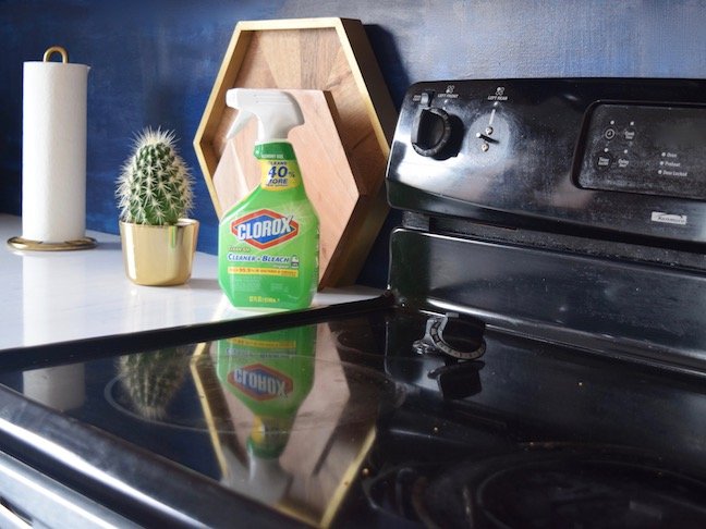 How to Really Clean Your Stove Step-by-Step
