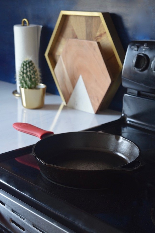 How to Really Clean Your Stove Step-by-Step