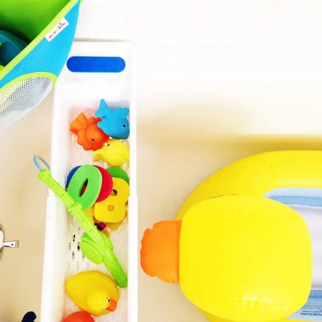 How to Clean Bath Toys