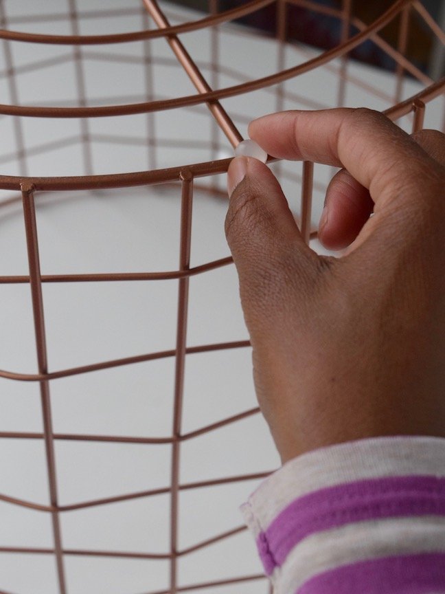 DIY Wire Basket Table, No Tools Necessary