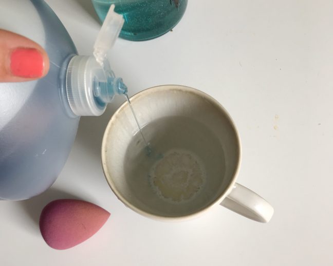 How To Clean Your Beautyblender