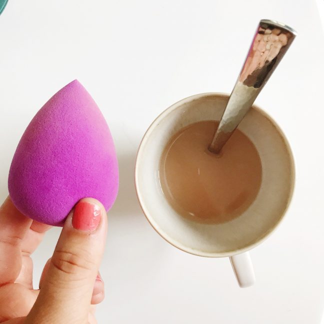 How To Clean Your Beautyblender