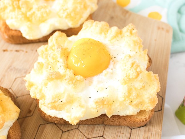 Clouds Eggs will be Your New Favorite Breakfast