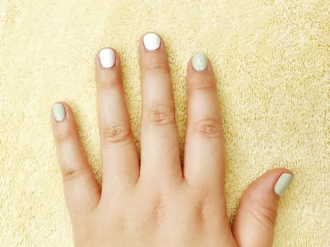 Spruce Up Your Nails With These DIY Summer Manis