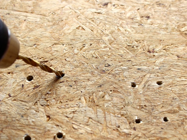 drill-a-hole-in-plywood