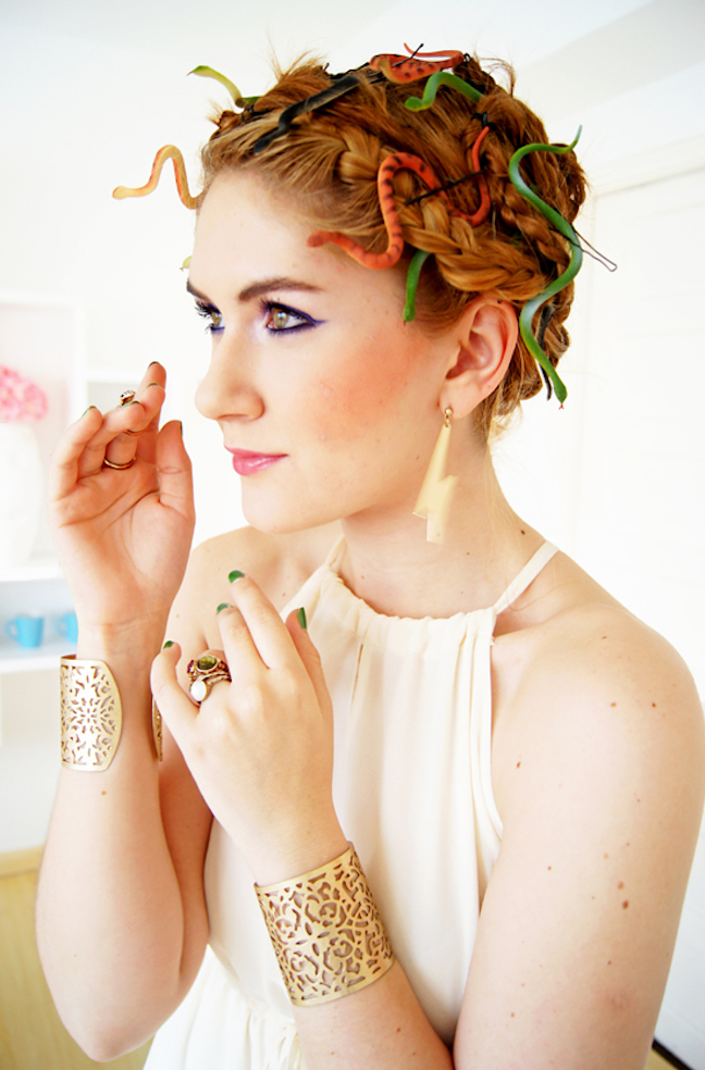 10 Halloween Hairstyles For the Whole Family 10 Halloween Hairstyles For the Whole Family