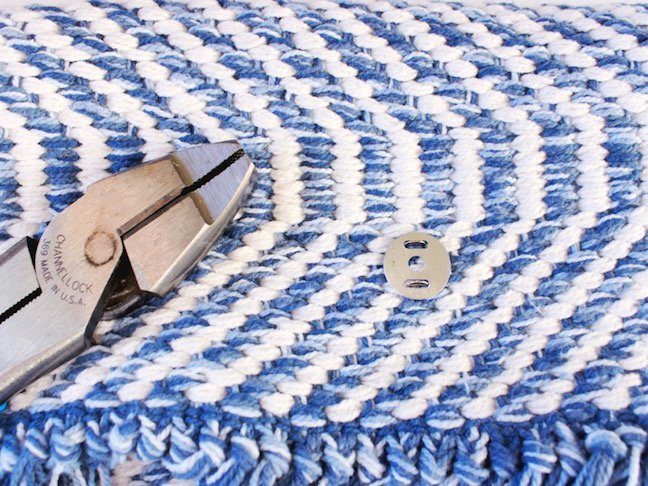 A Stylish DIY Clutch That Doesn’t Require A Sewing Machine