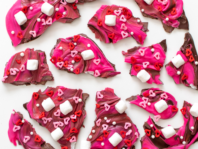 Make this Easy Swirled Valentine’s Day Chocolate Bark
