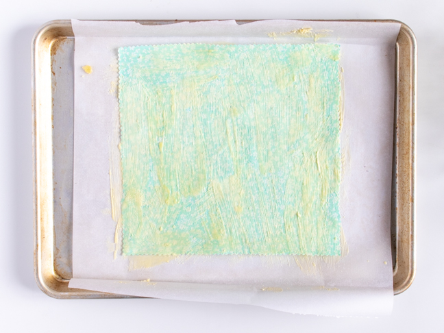 Cut Down on Plastic Wrap with these DIY Beeswax Wraps