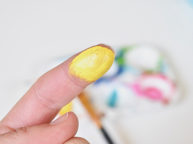 Impress the Easter Bunny With DIY Thumbprint Eggs