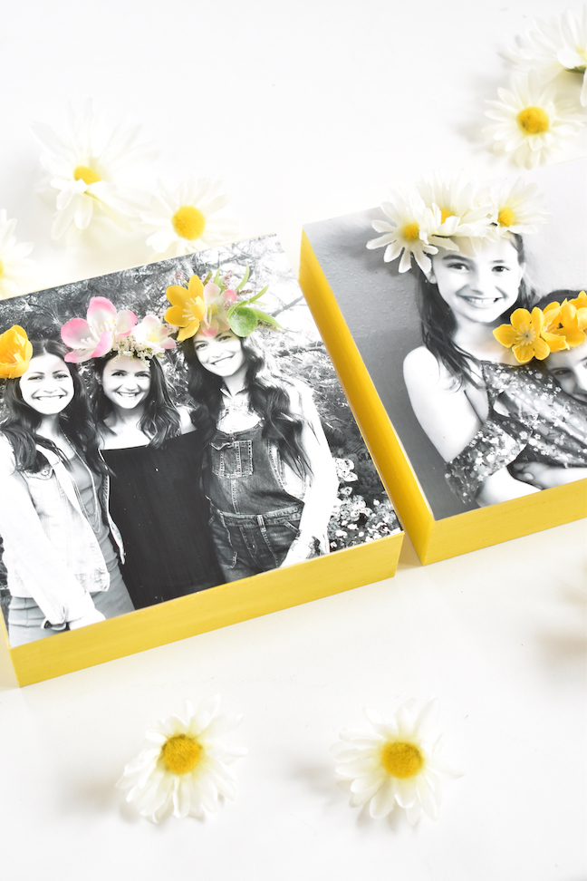 This DIY 3D Flower Photo Frame